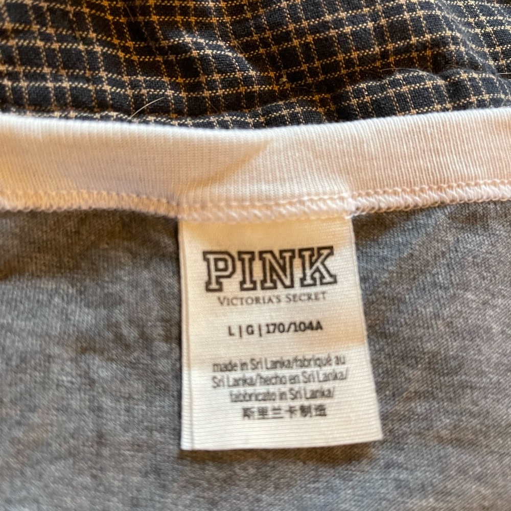 VS PINK shirt sleeve shirt